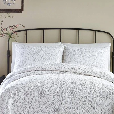Medallion Quilt Sham Gray/White - Jessica Simpson - Image 3