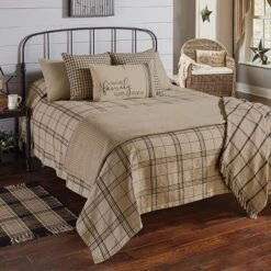 Park Designs Farmington Standard Sham Oatmeal