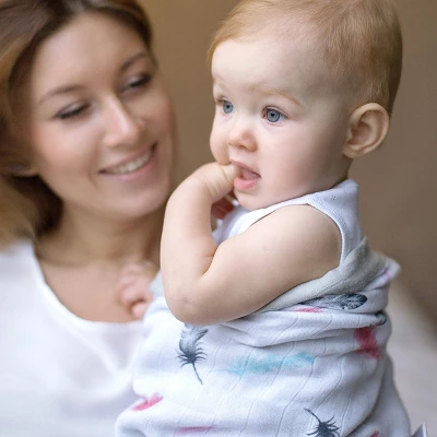 DreamShip 47'' X 47'' Silky Feathers Bamboo Rayon 4-Layer Breathable Muslin - Image 7