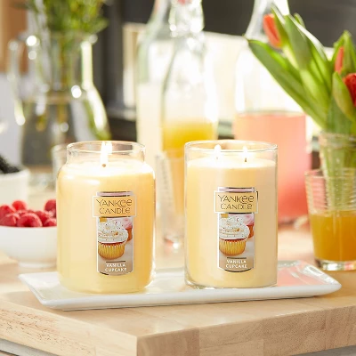 'Vanilla Cupcake' 22oz Original Large Jar - Yankee Candle - Image 2