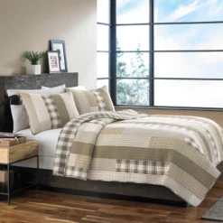 Brown Fairview Quilt Set - Eddie Bauer®