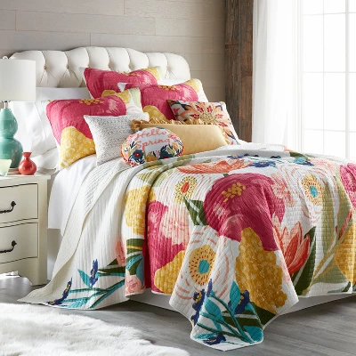 Grandiflora Quilt And Pillow Sham Set - Levtex Home - Image 5